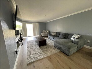 13905 Fairway Island Dr, Unit 1035 in Orlando, FL - Building Photo - Building Photo