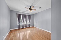 3408 Roseland St photo'