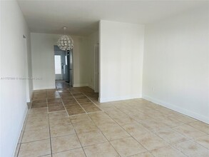 1240 14th St in Miami Beach, FL - Building Photo - Building Photo
