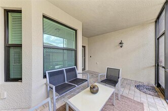 5518 Palmer Cir in Bradenton, FL - Building Photo - Building Photo