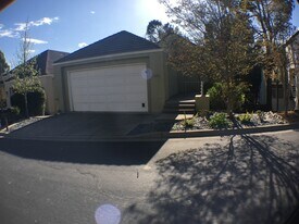 6143 Lakeview Cir in San Ramon, CA - Building Photo