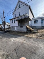 734 E Locust St in Scranton, PA - Building Photo