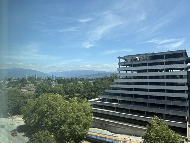 5665 Boundary Rd in Vancouver, BC - Building Photo - Building Photo