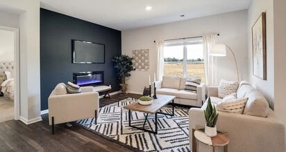 8001 Huntington Hl Dr E in Millington, TN - Building Photo - Building Photo