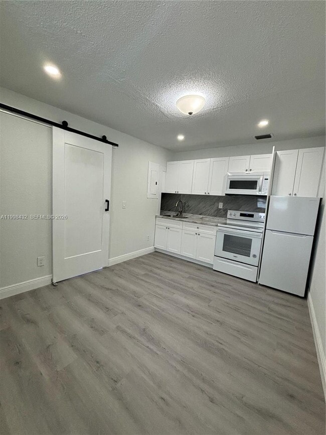 5011 SW 5th St in Coral Gables, FL - Building Photo - Building Photo