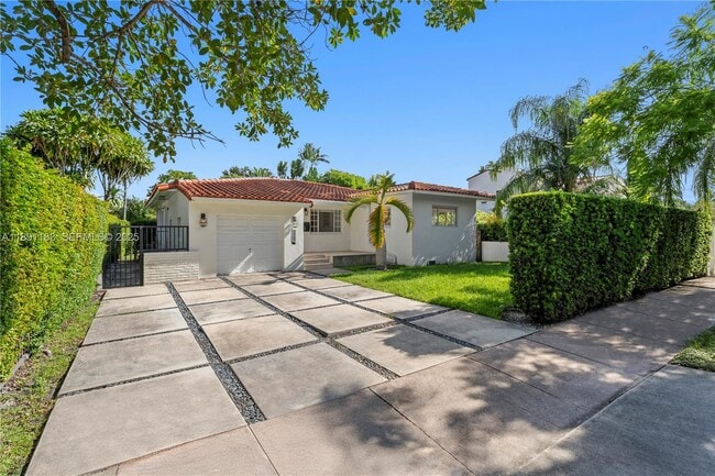 property at 1307 Valencia Ave