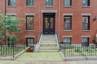 29 E Springfield St in Boston, MA - Building Photo
