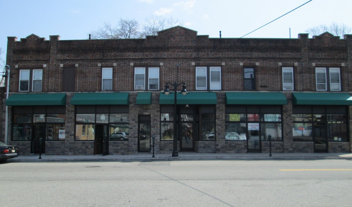 554-562 Valley Rd in West Orange, NJ - Building Photo