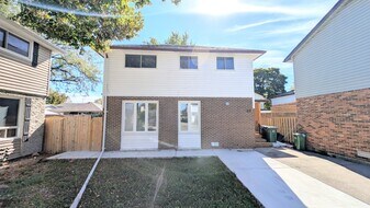 1212 Copperfield Pl in Windsor, ON - Building Photo
