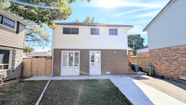 property at 1212 Copperfield Pl