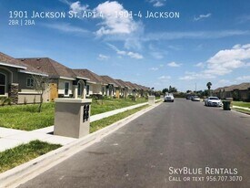1901 Jackson St in Weslaco, TX - Building Photo