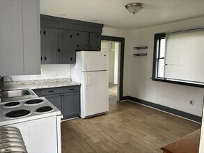 74 Maverick St in Rockland, ME - Building Photo - Building Photo
