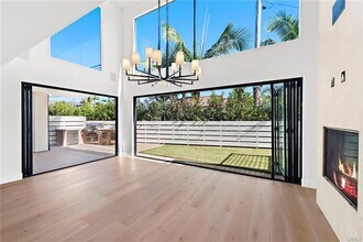 207 W Avenida San Antonio in San Clemente, CA - Building Photo - Building Photo