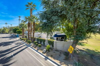 70891 Country Club Dr in Rancho Mirage, CA - Foto de edificio - Building Photo