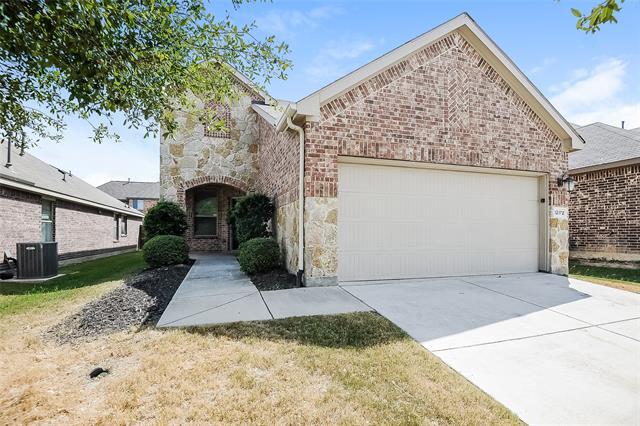 12172 Walden Wood Dr in Fort Worth, TX - Building Photo