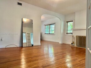 119 Cadima Ave in Coral Gables, FL - Building Photo - Building Photo