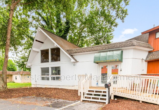property at 178 Waynesville Plaza