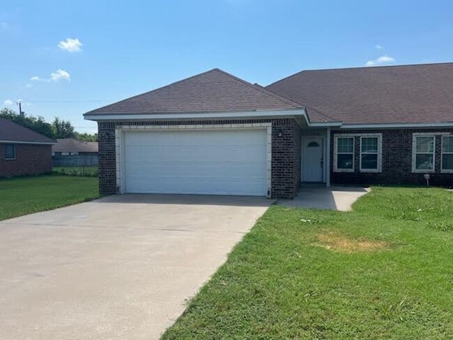 property at 195 Ashland Dr