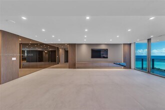 3535 S Ocean Dr, Unit 1003 in Hollywood, FL - Building Photo - Building Photo
