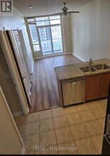 388 Prince of Wales Dr in Mississauga, ON - Building Photo - Building Photo