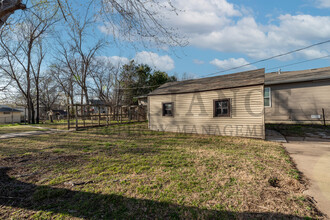 1941 Greenwood in Wichita, KS - Building Photo - Building Photo