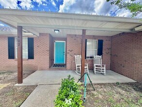 422 Shoal Lake Dr in Crestview, FL - Building Photo - Building Photo