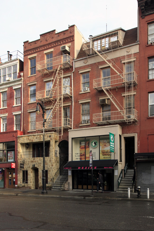 45-47 W Eighth St in New York, NY - Building Photo - Building Photo