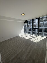 32 NW 27th St, Unit A3F in Miami, FL - Foto de edificio - Building Photo