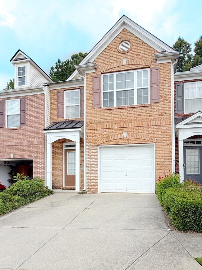 property at 3845 Grovemont Pl