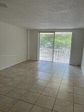 15600 NW 7th Ave in Miami, FL - Building Photo - Building Photo