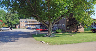 211 Elyria Dr Apartments