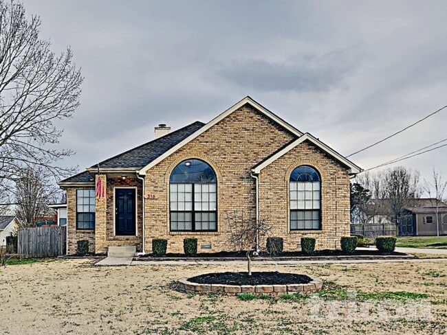 316 Pine Ridge Ln in La Vergne, TN - Building Photo - Building Photo