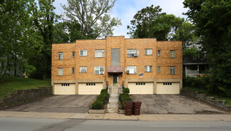 3897 Vine St in Cincinnati, OH - Foto de edificio - Building Photo