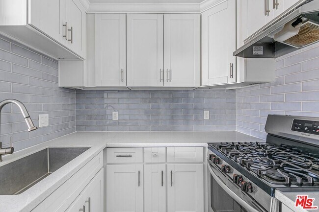 property at 1323 11th St