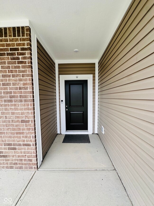 1620 Creek Bed Ln in Pendleton, IN - Building Photo - Building Photo