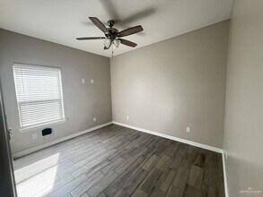 10 N Blair Ave in Edinburg, TX - Building Photo - Building Photo