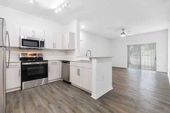 Kitterman Woods in Port St. Lucie, FL - Foto de edificio - Building Photo