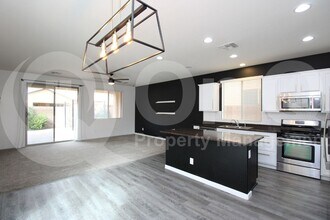 3450 E Tulsa St in Gilbert, AZ - Building Photo - Building Photo