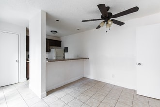 5540 Boca Raton Blvd in Fort Worth, TX - Building Photo - Building Photo