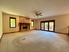 2300 S Olcott Blvd in Bloomington, IN - Building Photo - Building Photo