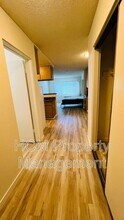 10075 Tujunga Canyon Blvd in Los Angeles, CA - Building Photo - Building Photo