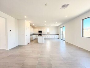 5892 Sunset Creek St in Enterprise, NV - Building Photo - Building Photo