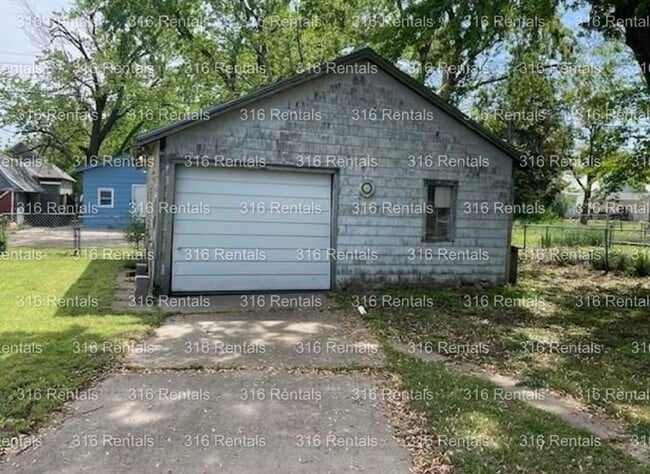 property at 425 E 3rd St