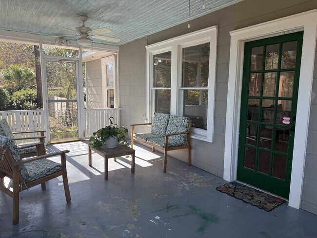 4605 Skidaway Rd in Savannah, GA - Building Photo - Building Photo