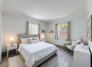 337 Kenilworth Blvd in West Palm Beach, FL - Building Photo - Building Photo