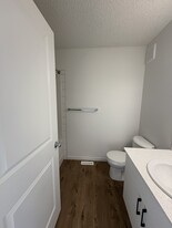 244 Marquis Blvd NE in Edmonton, AB - Building Photo