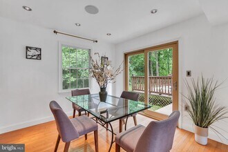 1344 Grant St in Herndon, VA - Building Photo - Building Photo