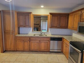 921 Blue Ridge Dr in Edmond, OK - Building Photo - Building Photo