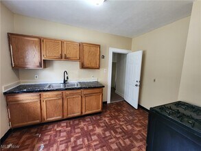 1306 E 134th St in East Cleveland, OH - Building Photo - Building Photo