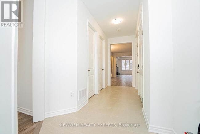 1405 Fourth Line in Milton, ON - Building Photo - Building Photo